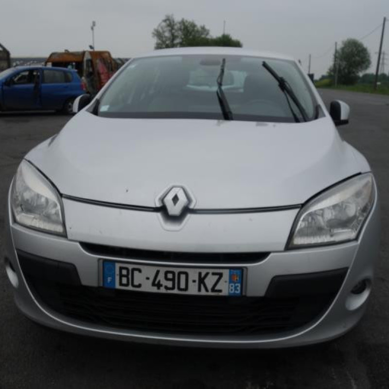 Pretensionneur de ceinture avant droit RENAULT MEGANE 3 Photo n°9