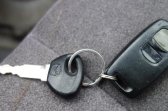 Retroviseur droit MAZDA PREMACY