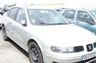Feu arriere principal gauche (feux) SEAT TOLEDO 2
