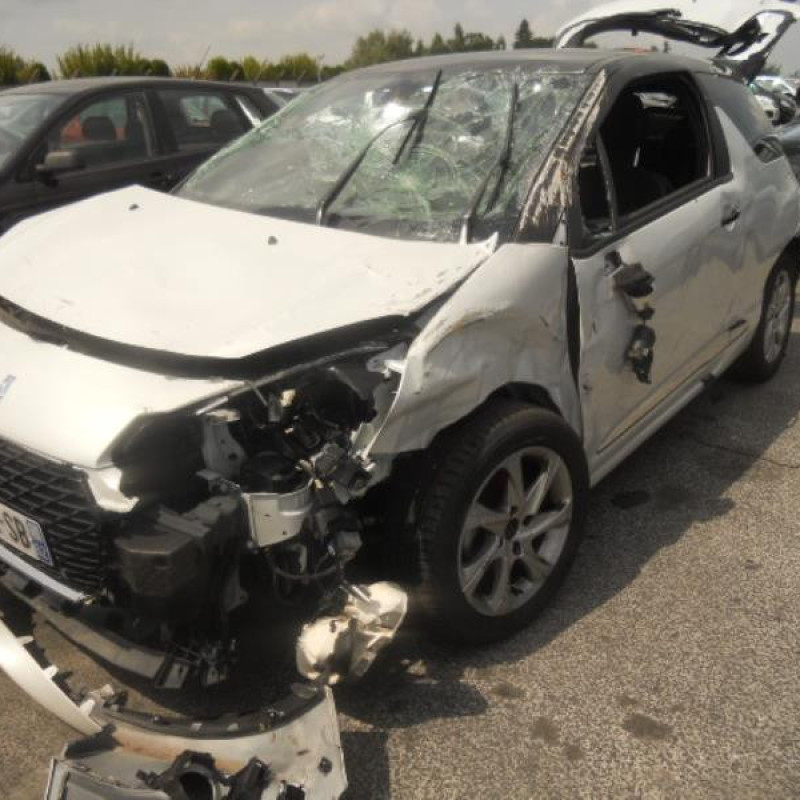 Leve vitre electrique avant droit CITROEN DS3 Photo n°3