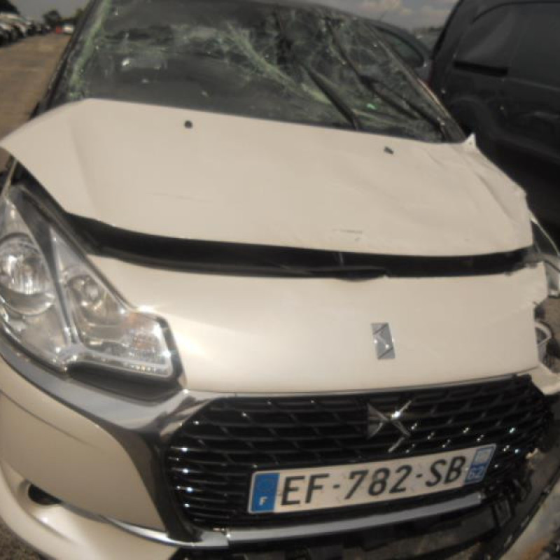 Leve vitre electrique avant droit CITROEN DS3 Photo n°4