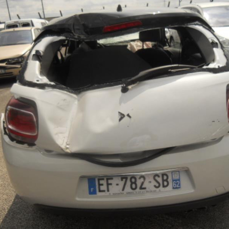 Leve vitre electrique avant droit CITROEN DS3 Photo n°7