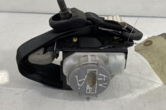 Pretensionneur de ceinture avant droit TOYOTA YARIS 2 Photo n°1
