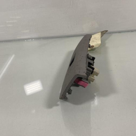 Interrupteur de leve vitre avant droit TOYOTA YARIS 2