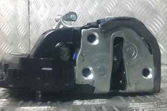 Serrure arriere gauche TOYOTA YARIS 2 Photo n°1