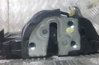 Serrure avant droit TOYOTA YARIS 2 Photo n°1