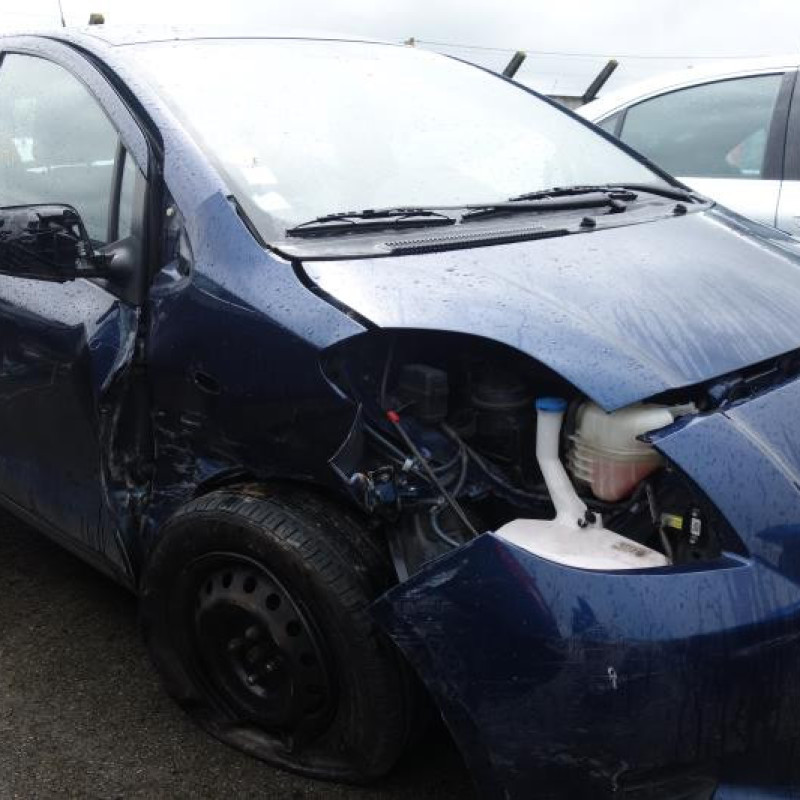 Serrure avant droit TOYOTA YARIS 2 Photo n°4