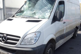 Serrure avant droit MERCEDES SPRINTER 2