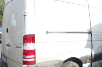 Serrure avant droit MERCEDES SPRINTER 2