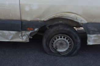 Serrure avant droit MERCEDES SPRINTER 2