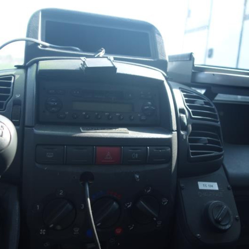 Serrure avant droit CITROEN JUMPER 2 Photo n°8