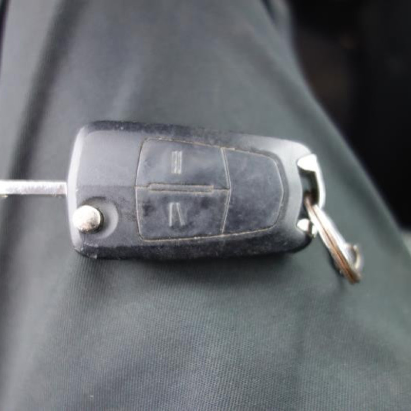 Alternateur OPEL CORSA D Photo n°12