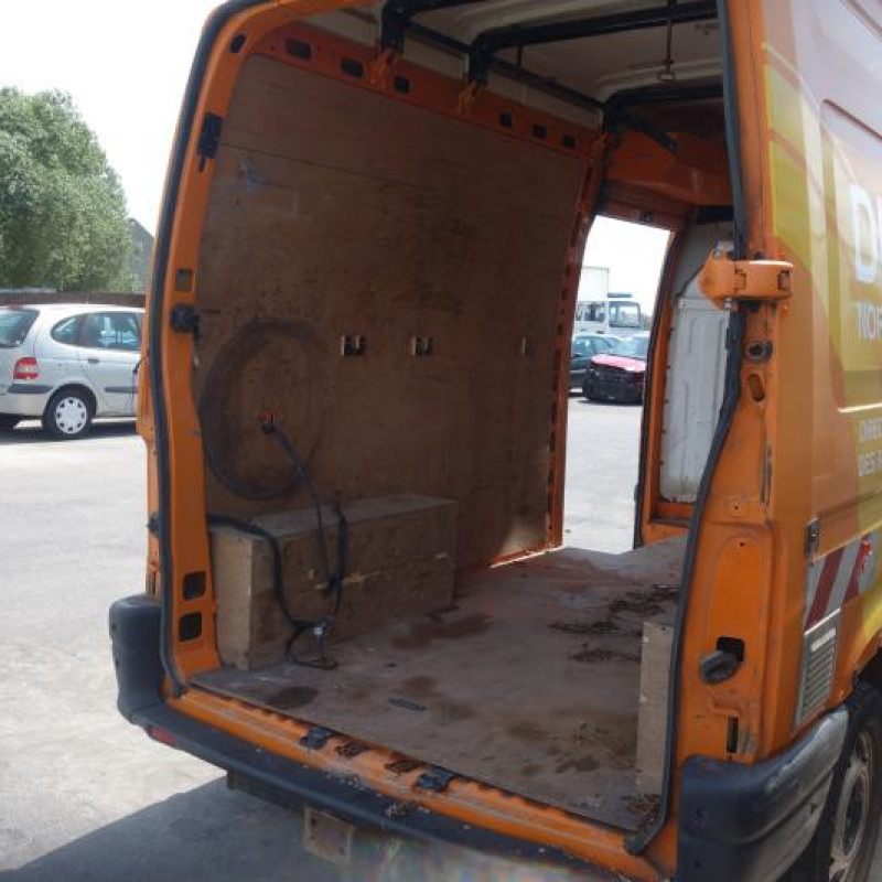 Aile avant gauche RENAULT MASTER 2 Photo n°4
