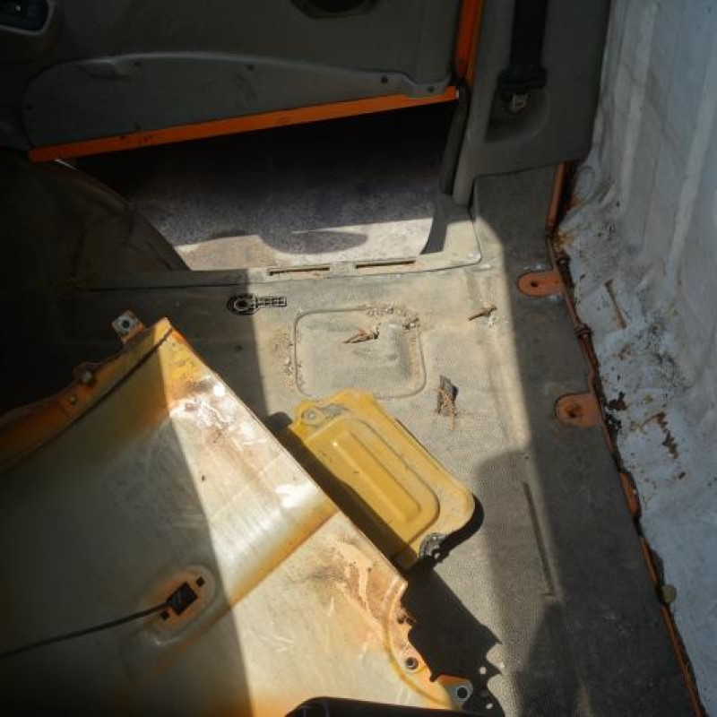 Aile avant gauche RENAULT MASTER 2 Photo n°11