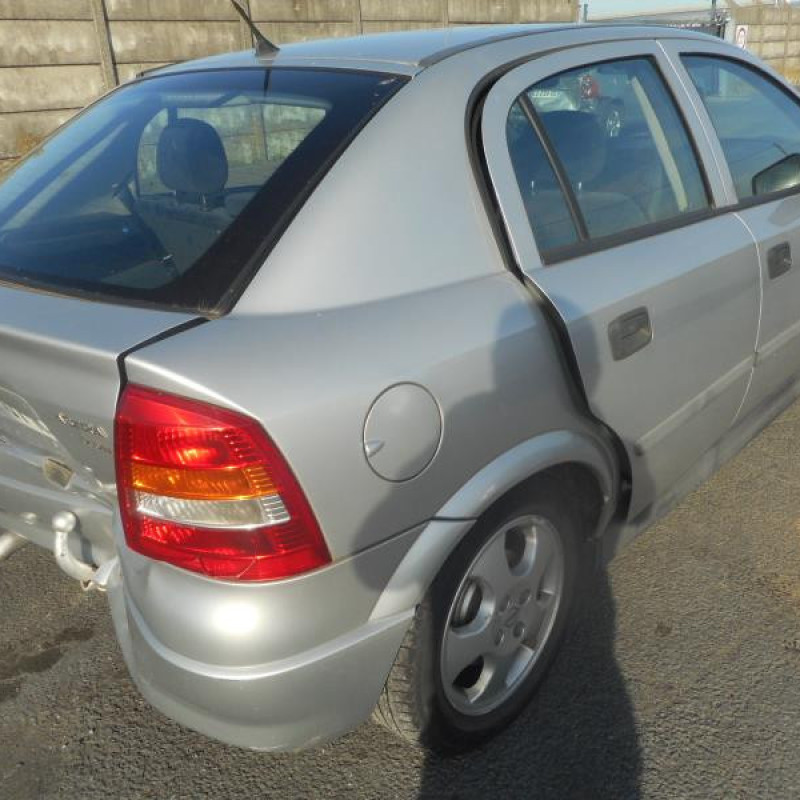 Compresseur clim OPEL ASTRA G Photo n°6