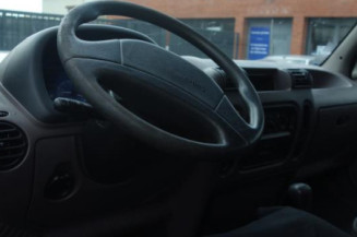 Serrure avant droit RENAULT MASTER 2
