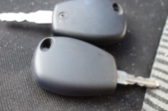 Charniere de capot DACIA SANDERO 1