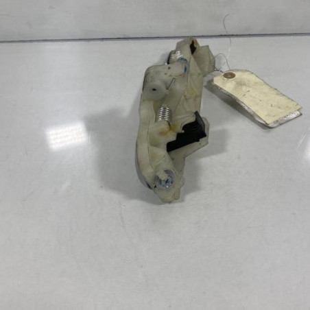 Poignee porte arriere gauche KIA RIO 3