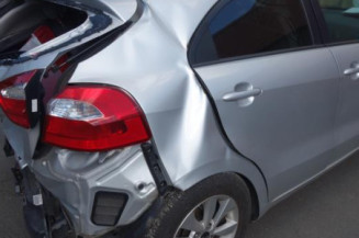Moteur essuie glace avant KIA RIO 3