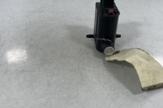 Pompe lave glace avant KIA RIO 3