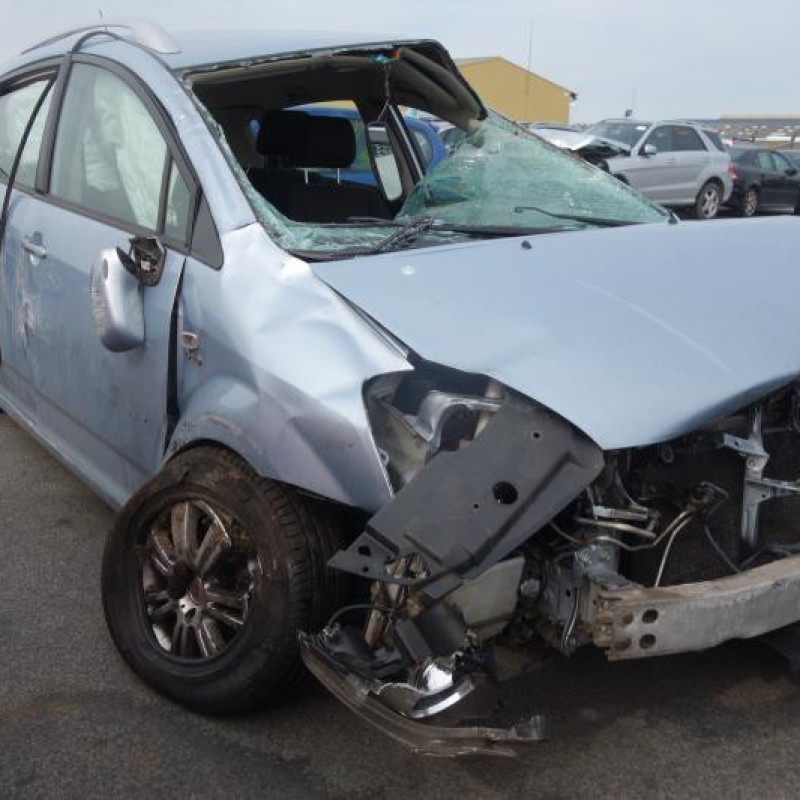 Serrure avant droit TOYOTA COROLLA VERSO 2 Photo n°4