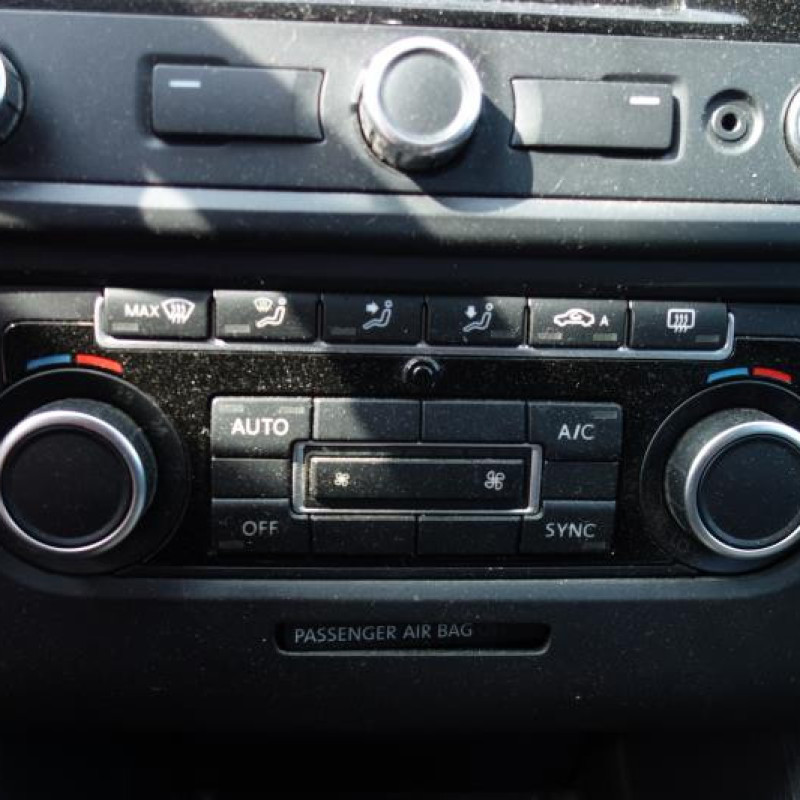 Commande chauffage VOLKSWAGEN GOLF 6 Photo n°9
