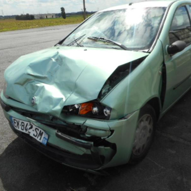 Eclairage de plafonnier FIAT PUNTO 2 Photo n°2
