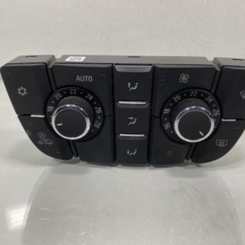 Commande chauffage OPEL ASTRA J Photo n°1