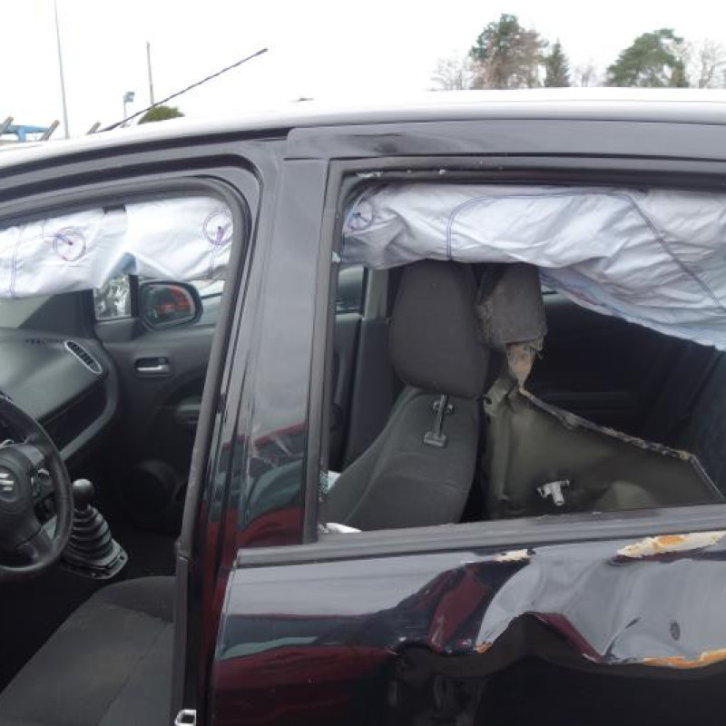 Feu arriere principal droit (feux) SUZUKI SPLASH Photo n°8