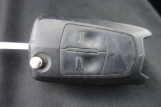 Bras essuie glace avant gauche OPEL CORSA D