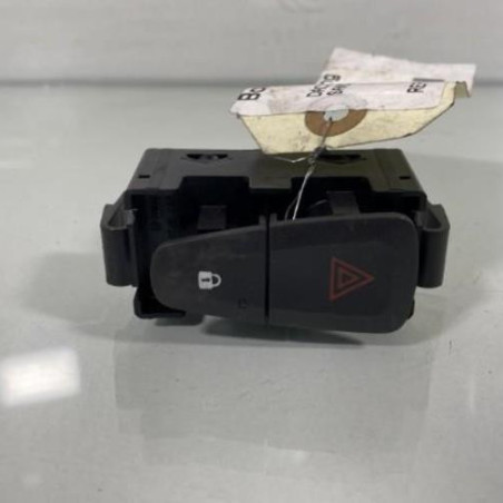 Bouton de warning DACIA SANDERO 2 Photo n°1