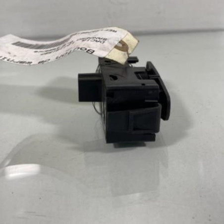 Bouton de warning DACIA SANDERO 2