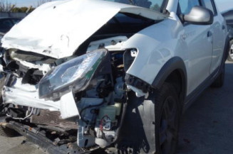 Bouton de warning DACIA SANDERO 2