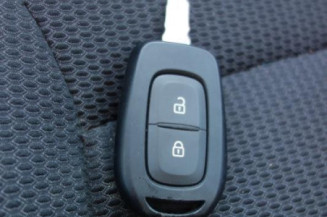 Bouton de warning DACIA SANDERO 2