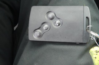 Eclairage de plafonnier RENAULT CLIO 4