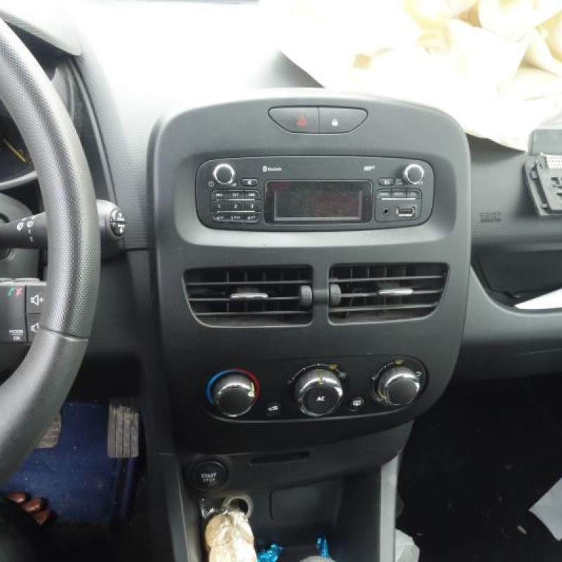 Autoradio d'origine RENAULT CLIO 4 Photo n°9