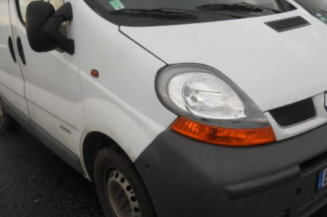 Calandre RENAULT TRAFIC 2