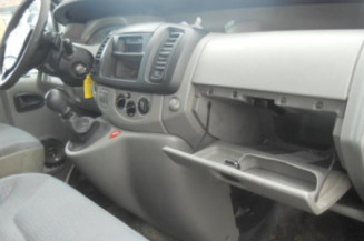 Calandre RENAULT TRAFIC 2