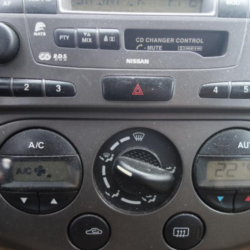 Capot NISSAN PRIMERA 2 Photo n°9