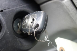 Calandre RENAULT TRAFIC 2