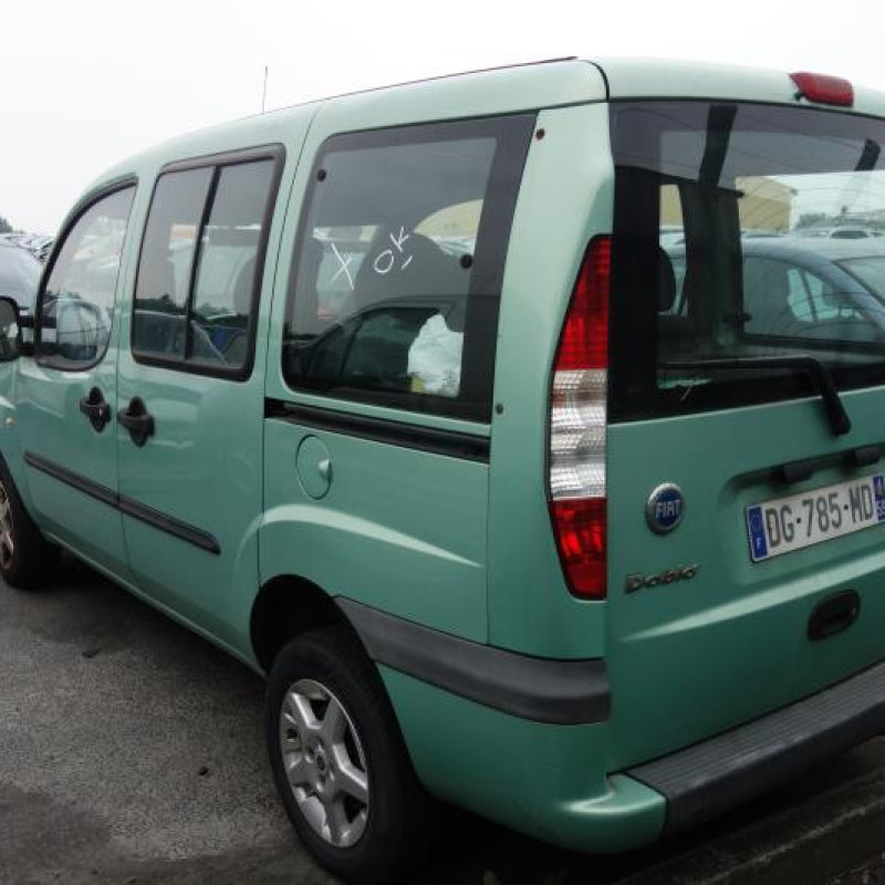 Pare choc avant FIAT DOBLO 1 Photo n°5