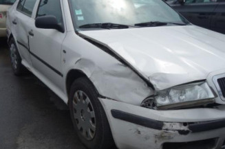 Feu arriere principal gauche (feux) SKODA OCTAVIA 1