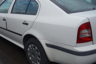 Feu arriere principal gauche (feux) SKODA OCTAVIA 1
