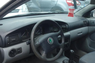 Retroviseur droit SKODA OCTAVIA 1