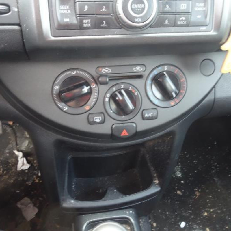Feu arriere principal droit (feux) NISSAN NOTE 1 Photo n°9