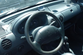 Pare choc avant RENAULT KANGOO 1