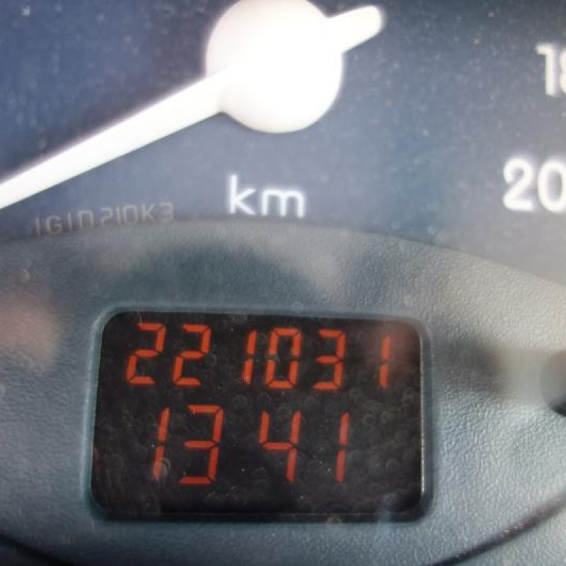 Pare choc avant RENAULT KANGOO 1 Photo n°9