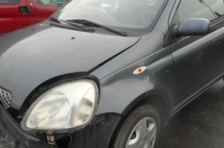 Retroviseur droit TOYOTA YARIS 1