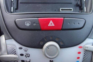 Commodo d'essuie glaces TOYOTA AYGO 1
