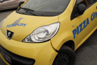 Serrure avant droit PEUGEOT 107